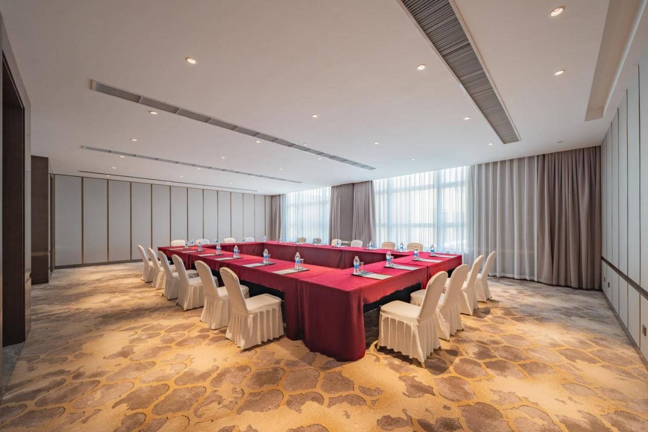 Holiday Inn Zhengzhou Zhongzhou By Ihg Exterior foto